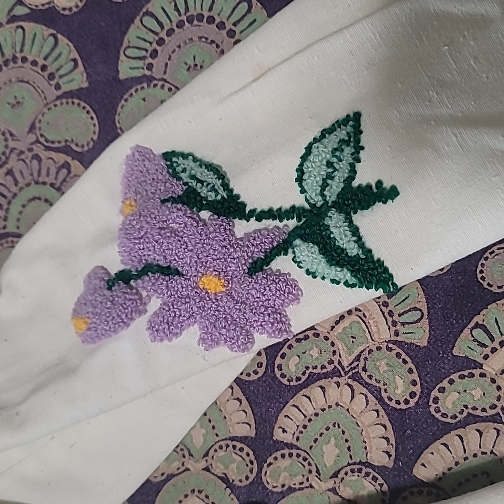 One-of-a-Kind Vintage Hand Embroidered Light Weight Linen Jacket - Picture 5 of 12